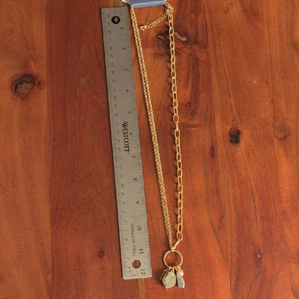 Universal Thread Gold Multi-Chain Necklace - Picture 7 of 8